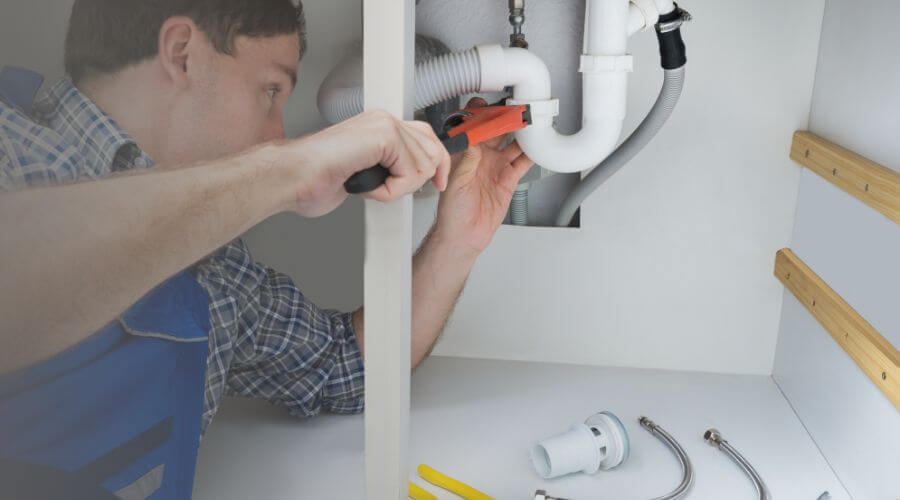 Professional Leak Detection in Elmendorf, TX